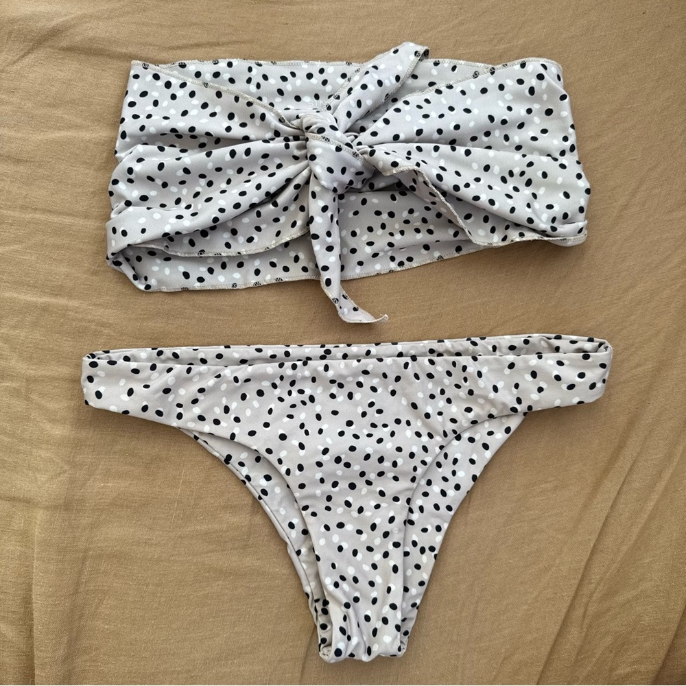 Stone Fox Swim Set